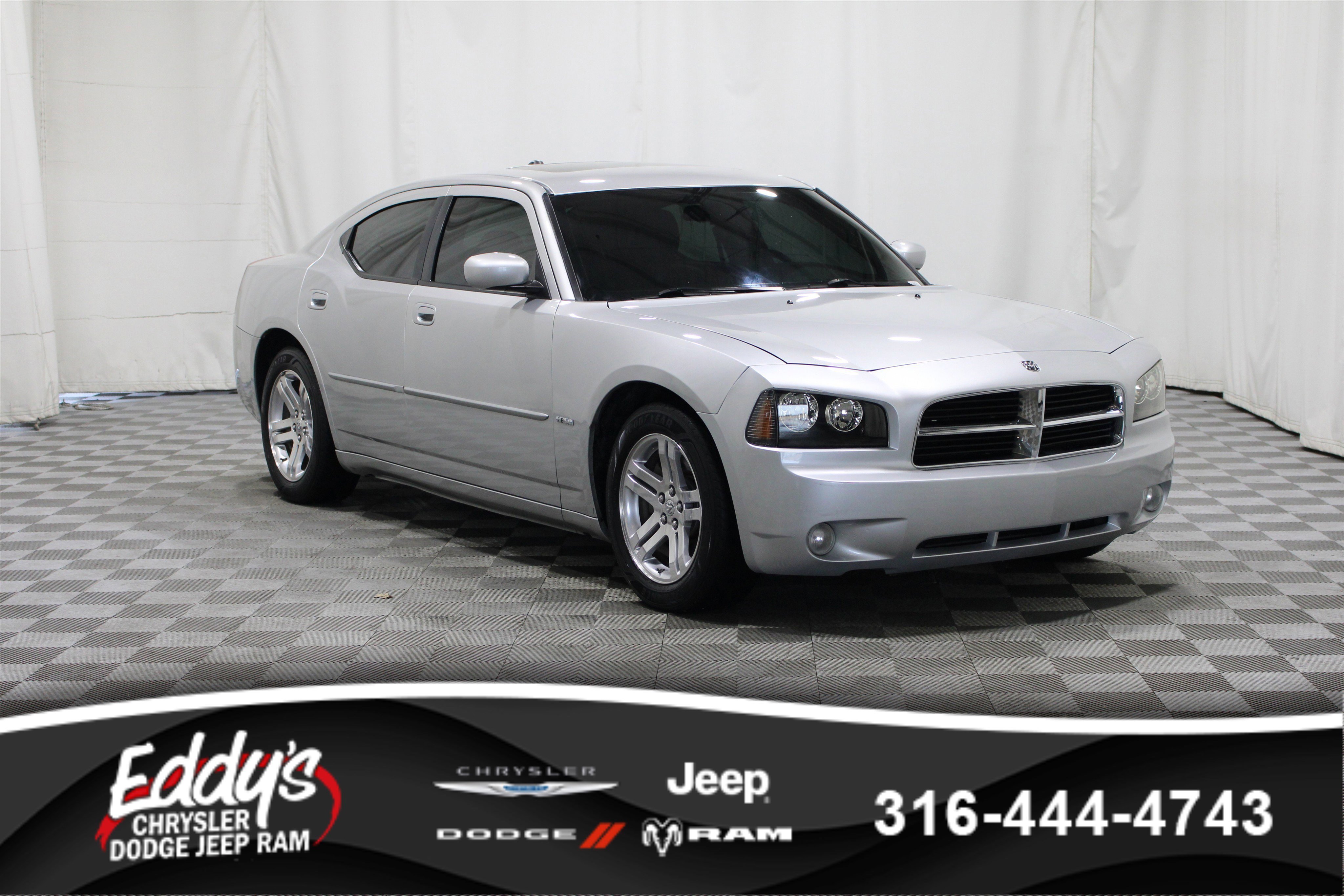 2006 Dodge Charger R/T's photo