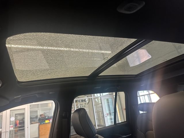 New 2027 Sting-Gray Clearcoat Jeep Limited image 26