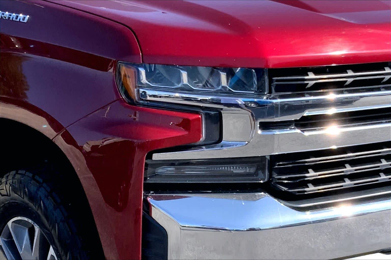 Used 2019 Cajun Red Tintcoat Chevrolet LT image 21