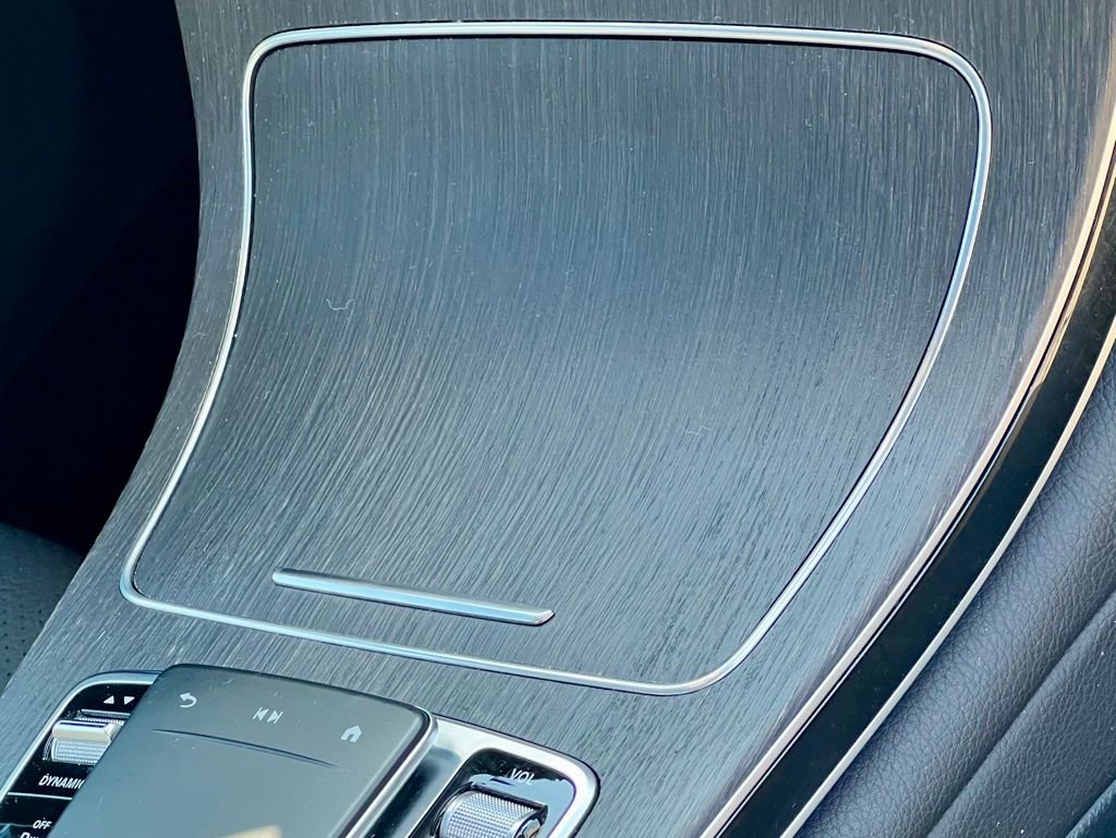 Certified Used 2022  Mercedes-Benz GLC 300 image 27