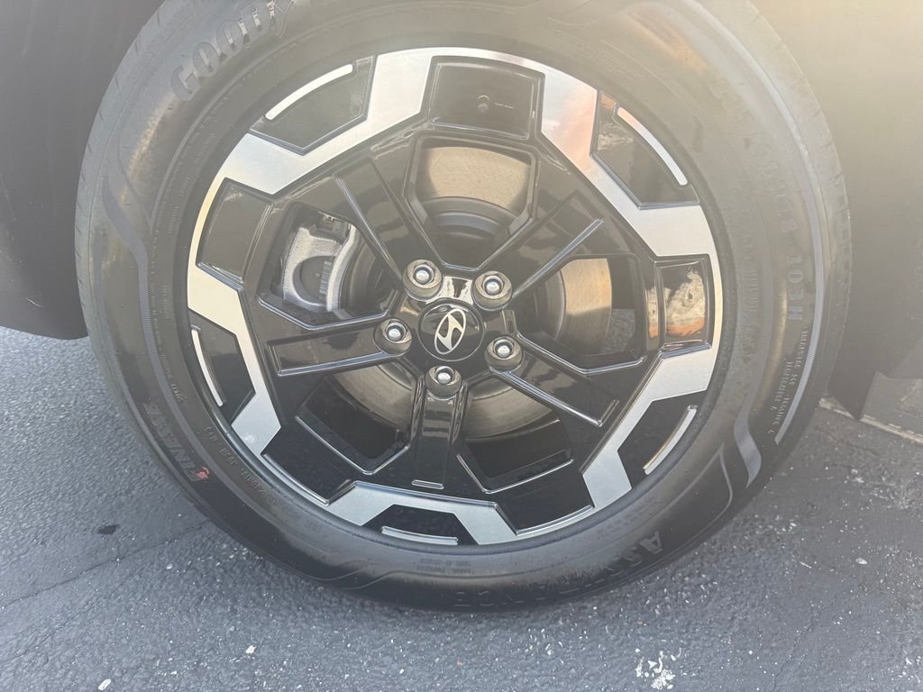 New 2027 Blue Hyundai SEL AWD image 7