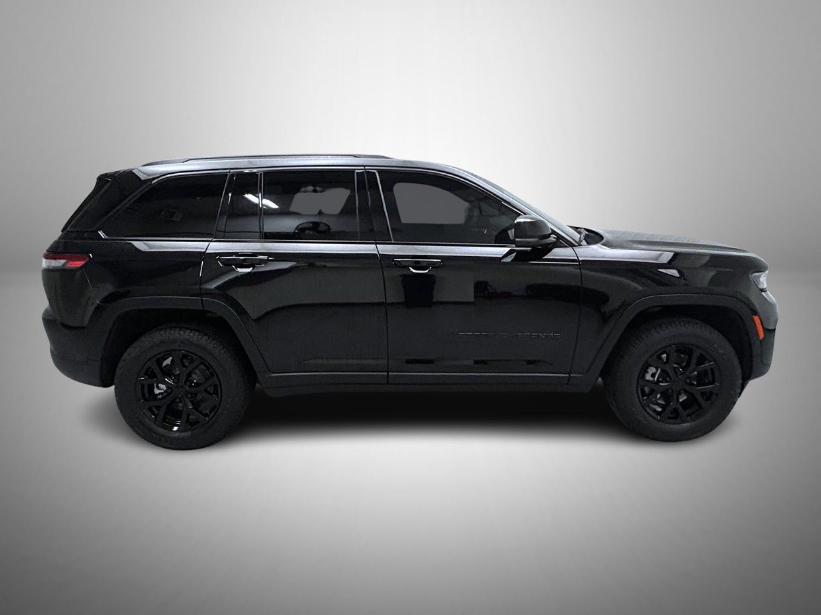 Used 2024 Black Jeep Altitude X image 4