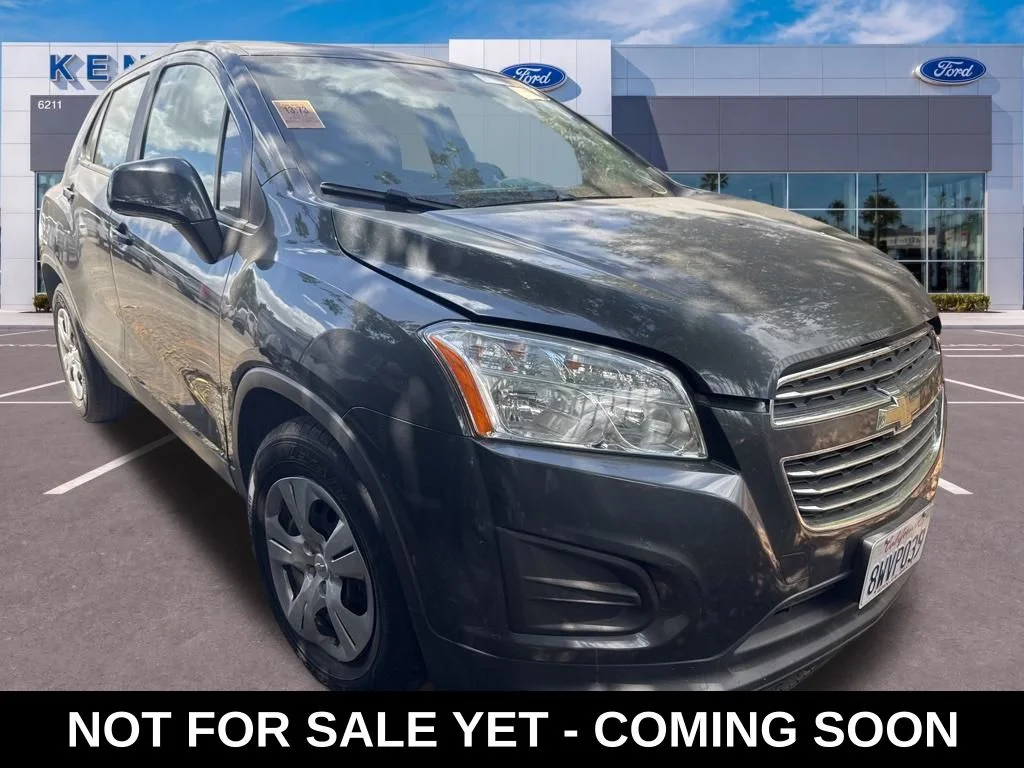 2016 Chevrolet Trax LS's photo