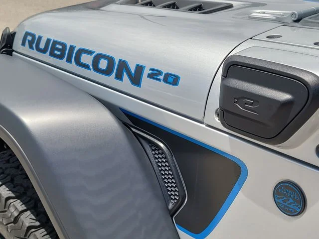 Used 2023 Silver Jeep Rubicon 20th Anniversary Edition 4xe image 9
