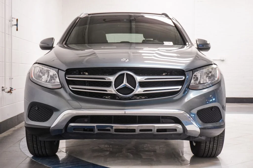 Used 2018 Gray Mercedes-Benz GLC 300 image 37