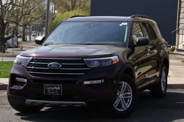 2022 Ford Explorer XLT 4WD's photo