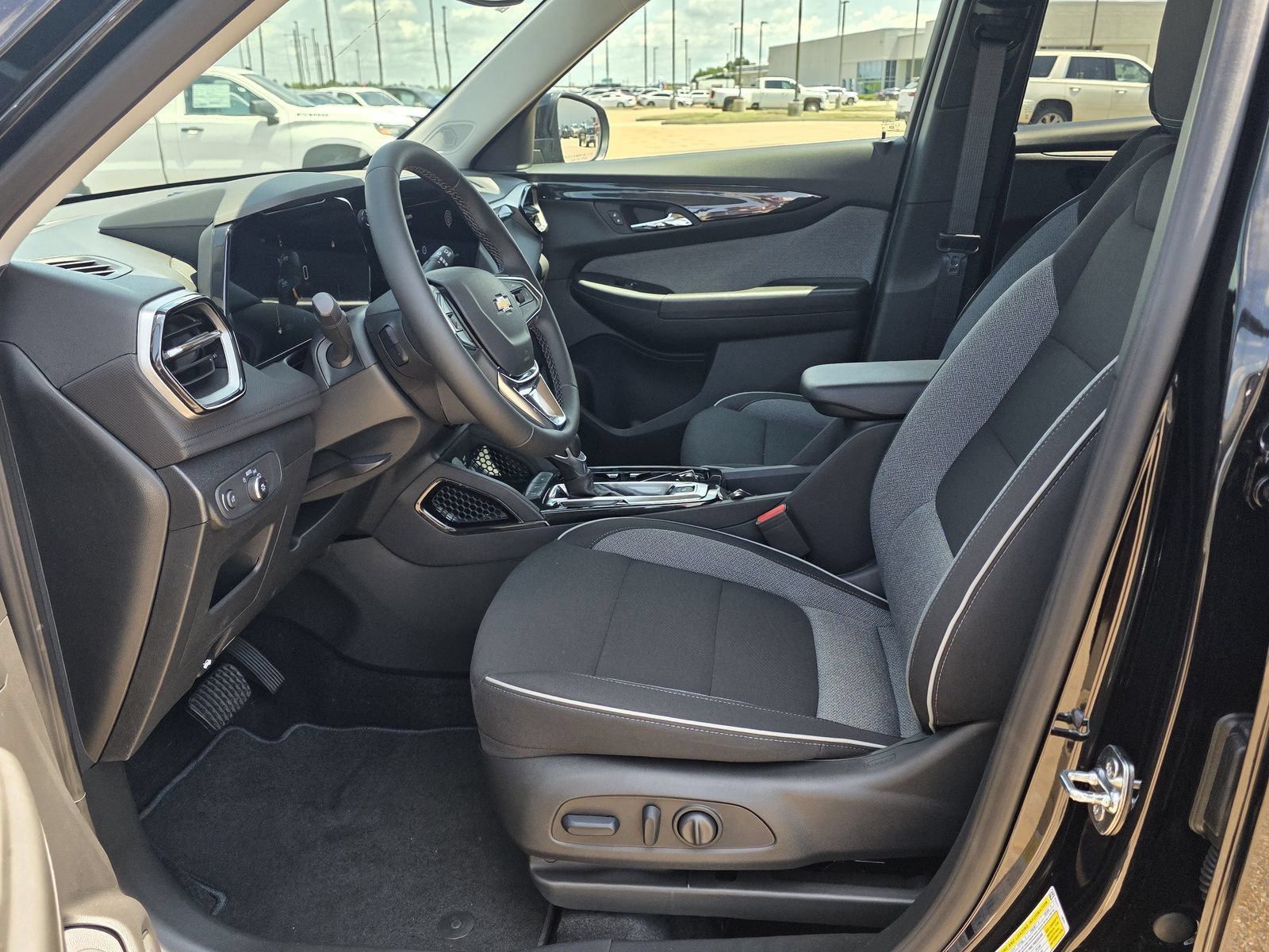 2026 Chevrolet Trailblazer LT - Photo 14