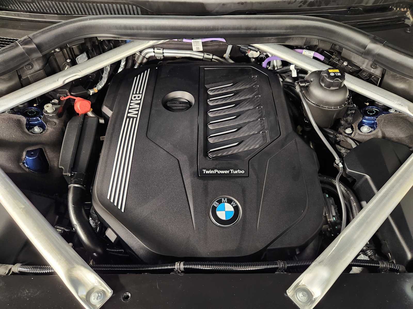 Used 2022 Phytonic Blue Metallic BMW xDrive40i image 33