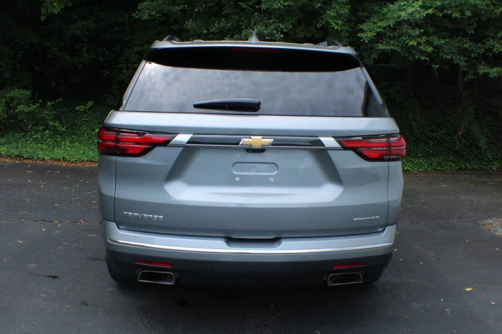 Used 2023 Sterling Gray Metallic Chevrolet Premier image 19