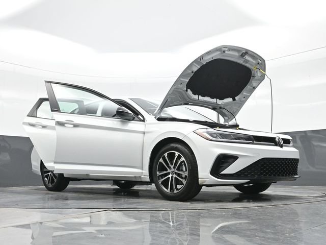 2025 Volkswagen Jetta Sport - Photo 22