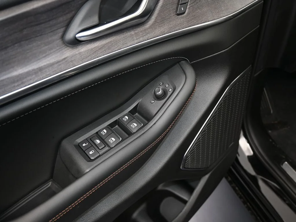 2025 Jeep Grand Cherokee L Overland - Photo 14