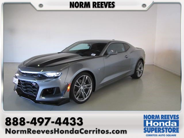 Used 2024 Sharkskin Metallic Chevrolet 1LT image 1