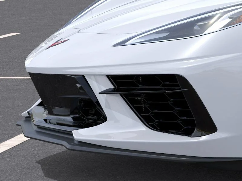 New 2027 Arctic White Chevrolet 2LT image 13