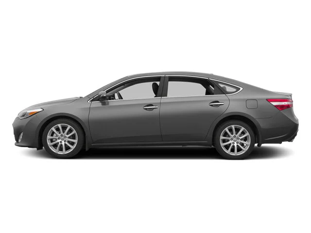 Used 2013 Classic Silver Metallic Toyota XLE image 6