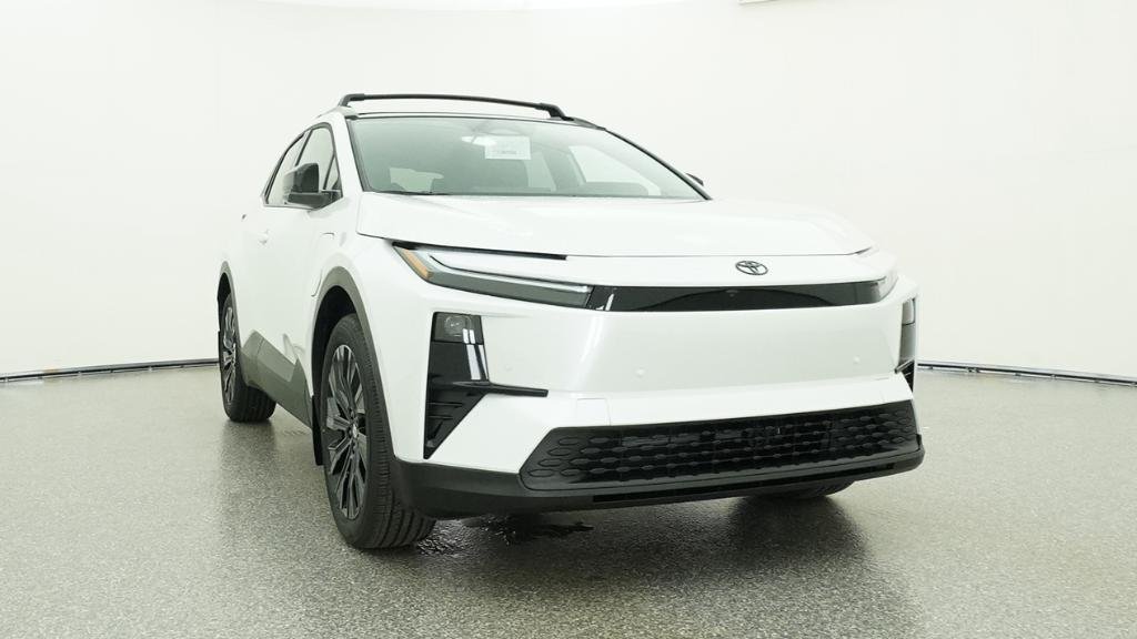 New 2026 Wind Chill Pearl Toyota XSE image 39