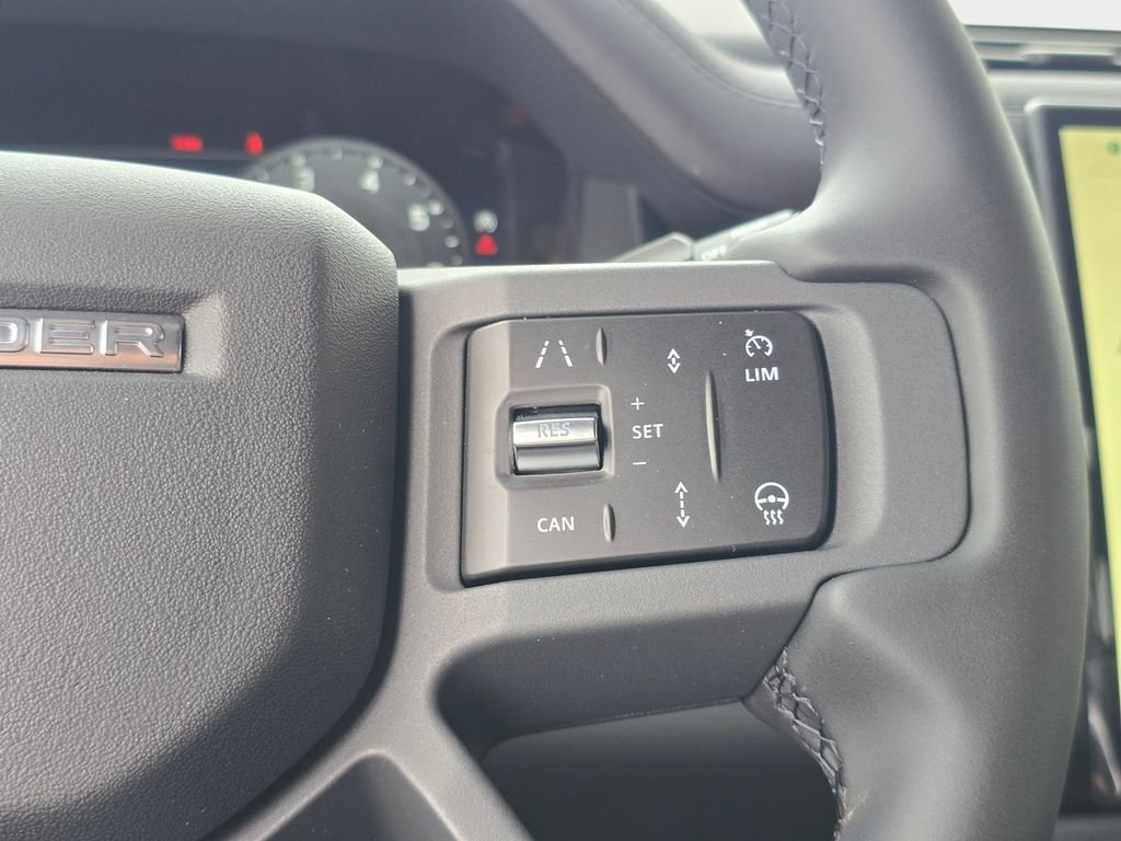 New 2026 Fuji White LAND ROVER X-Dynamic SE image 18