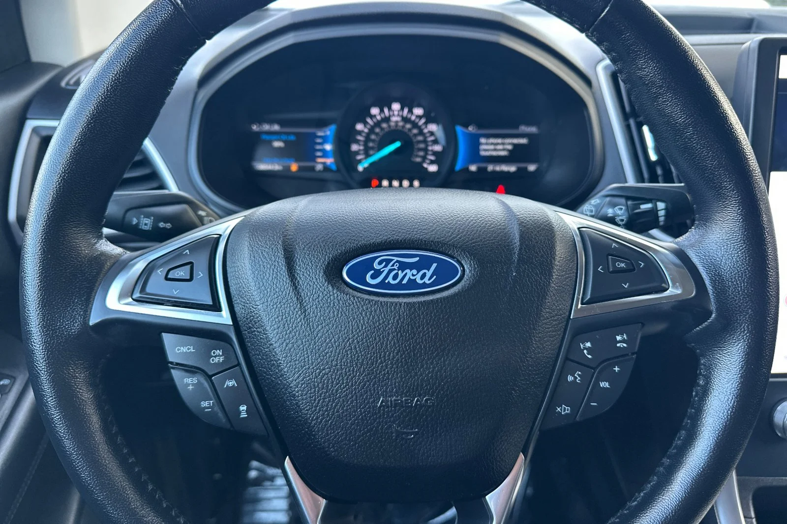 Used 2023 Black Ford SEL image 23