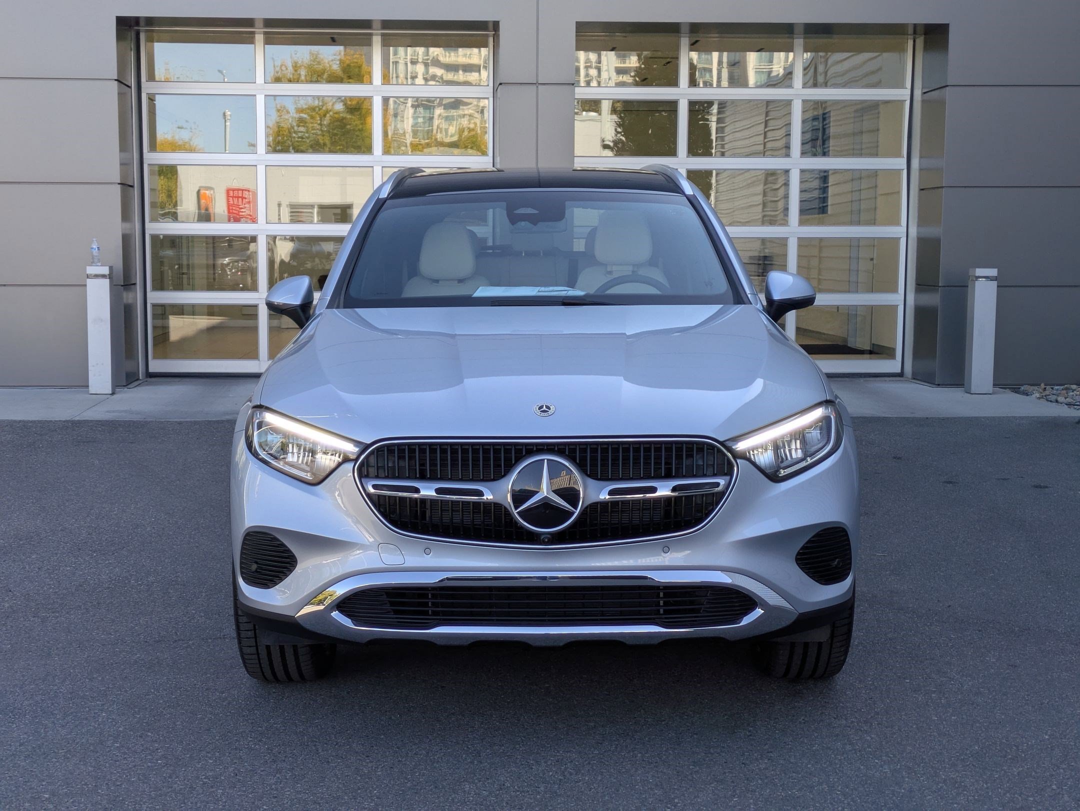 New 2026 Cirrus Silver Metallic Mercedes-Benz GLC 300 image 9