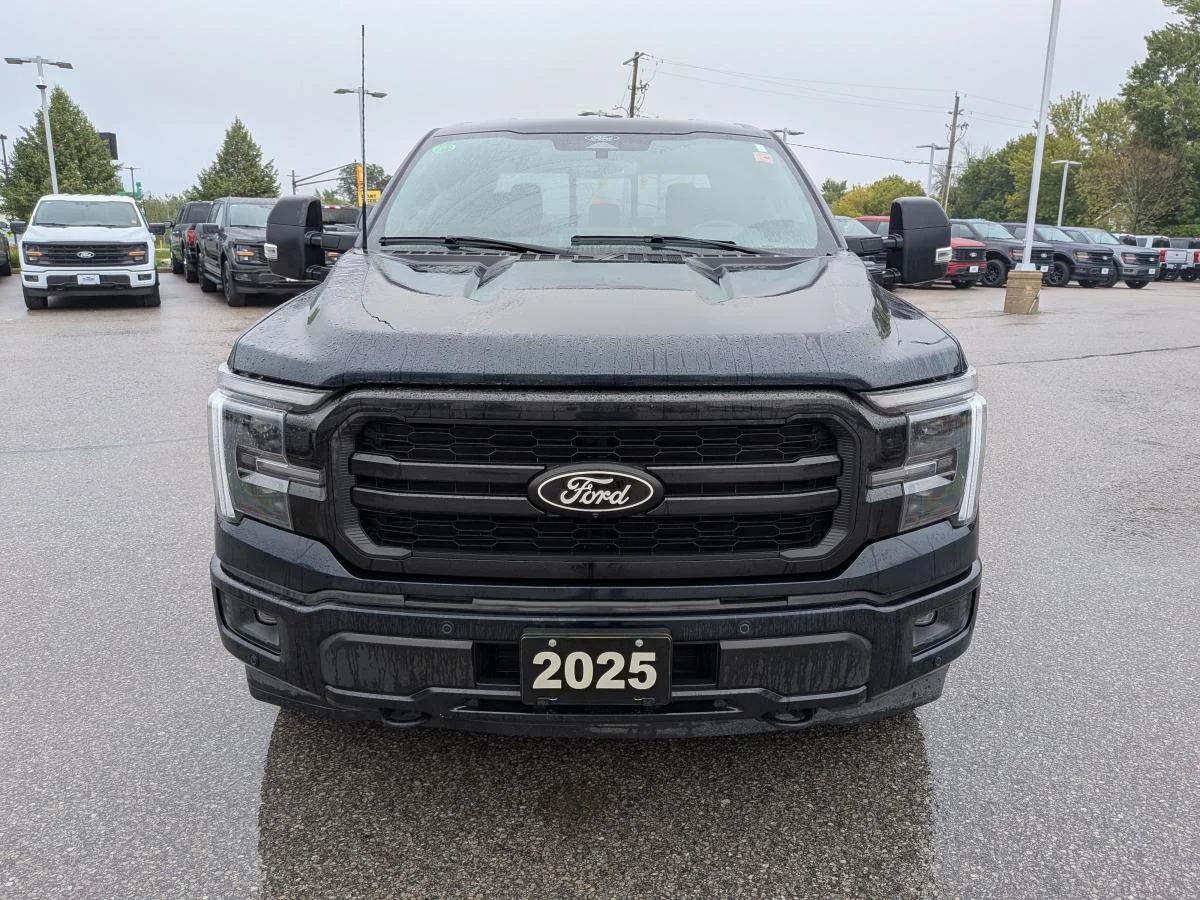 Used 2025 Blue Ford Lariat 4wd Supercrew image 2
