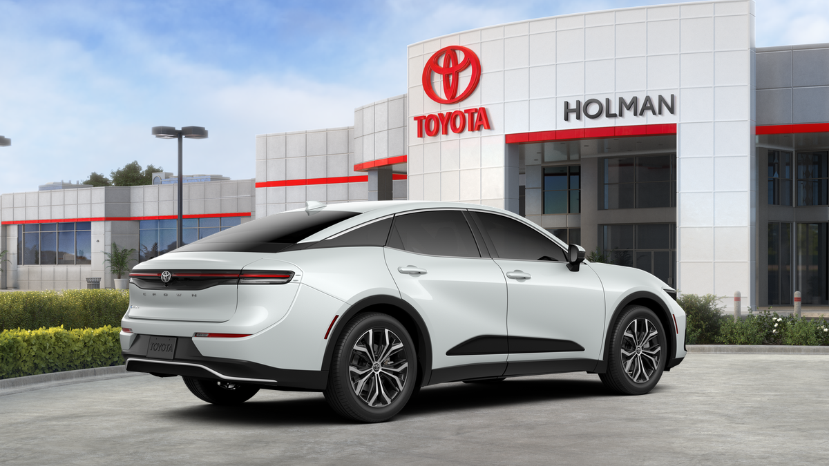 New 2026 Oxygen White Toyota XLE image 10