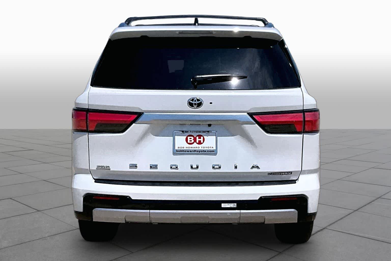 New 2026 Wind Chill Pearl Toyota Capstone image 4