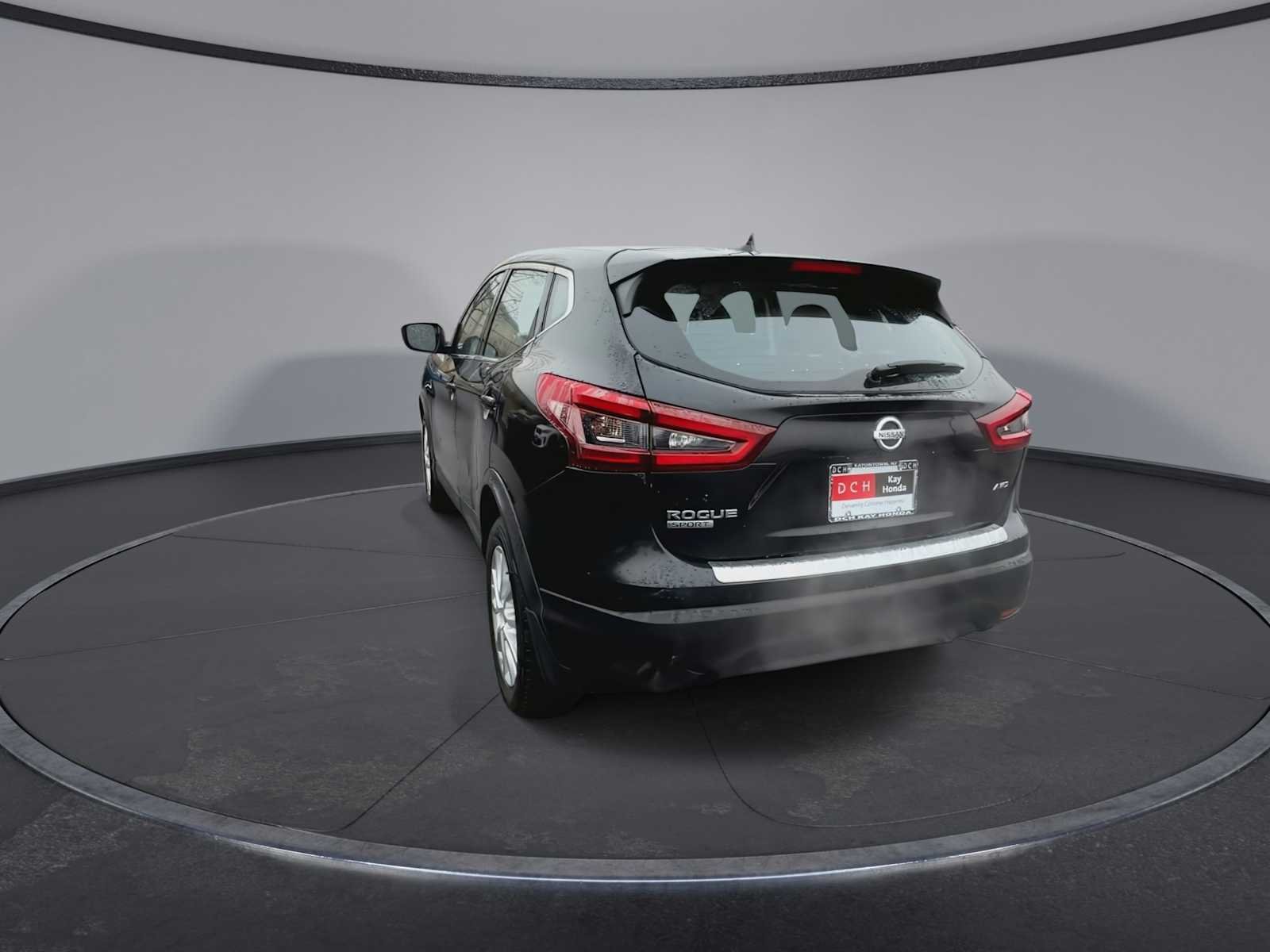Used 2020 Magnetic Black Pearl Nissan S image 6