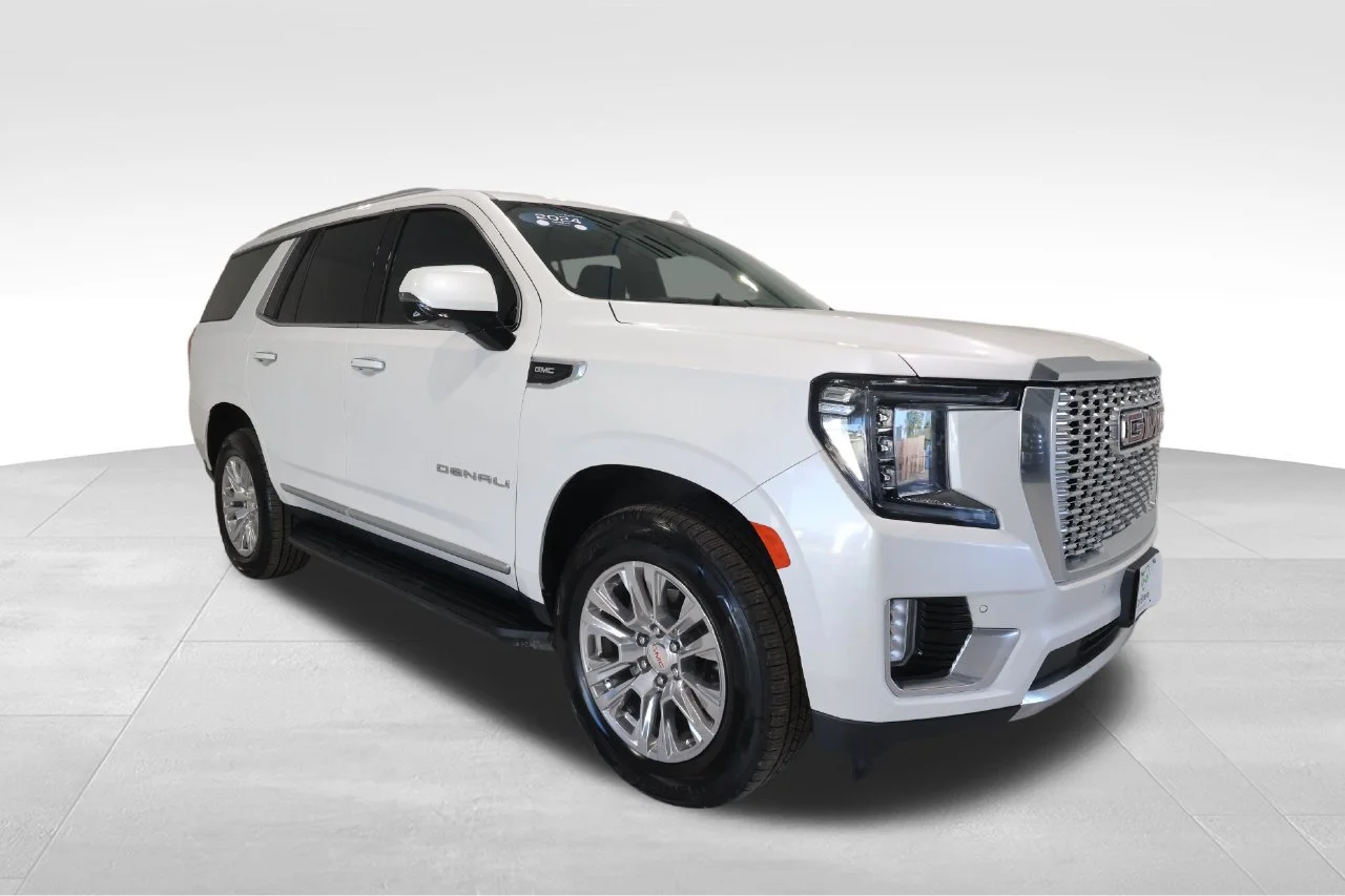 Certified Used 2024 White Frost Tricoat GMC Denali image 6