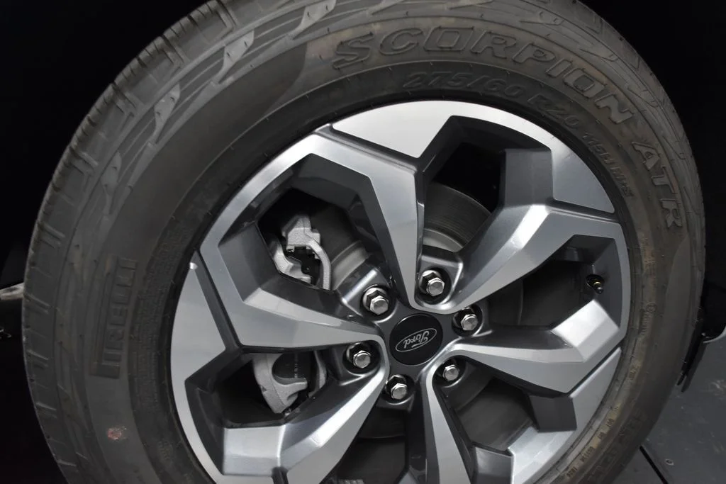 New 2027 Gray Ford Active image 25