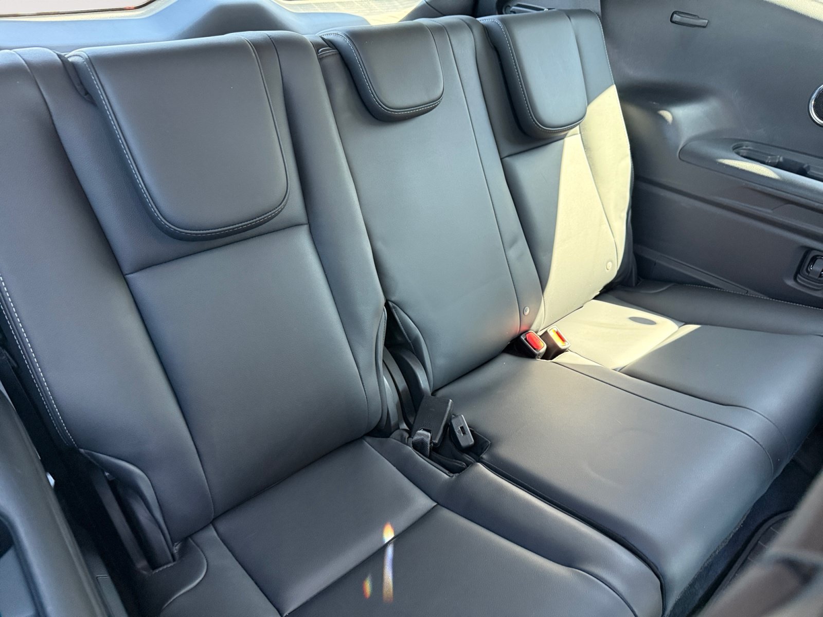 Used 2021 Gray Metallic Subaru Limited image 18