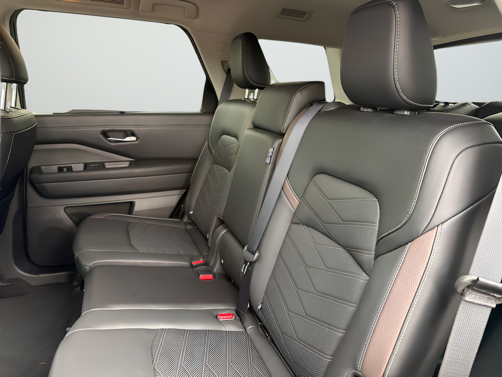 Certified Used 2024 Silver Nissan Platinum image 22