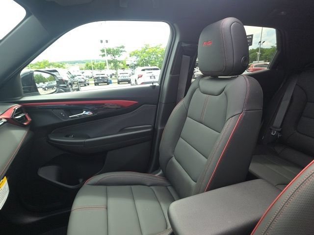 New 2026 Iridescent Pearl Tricoat Chevrolet RS image 24