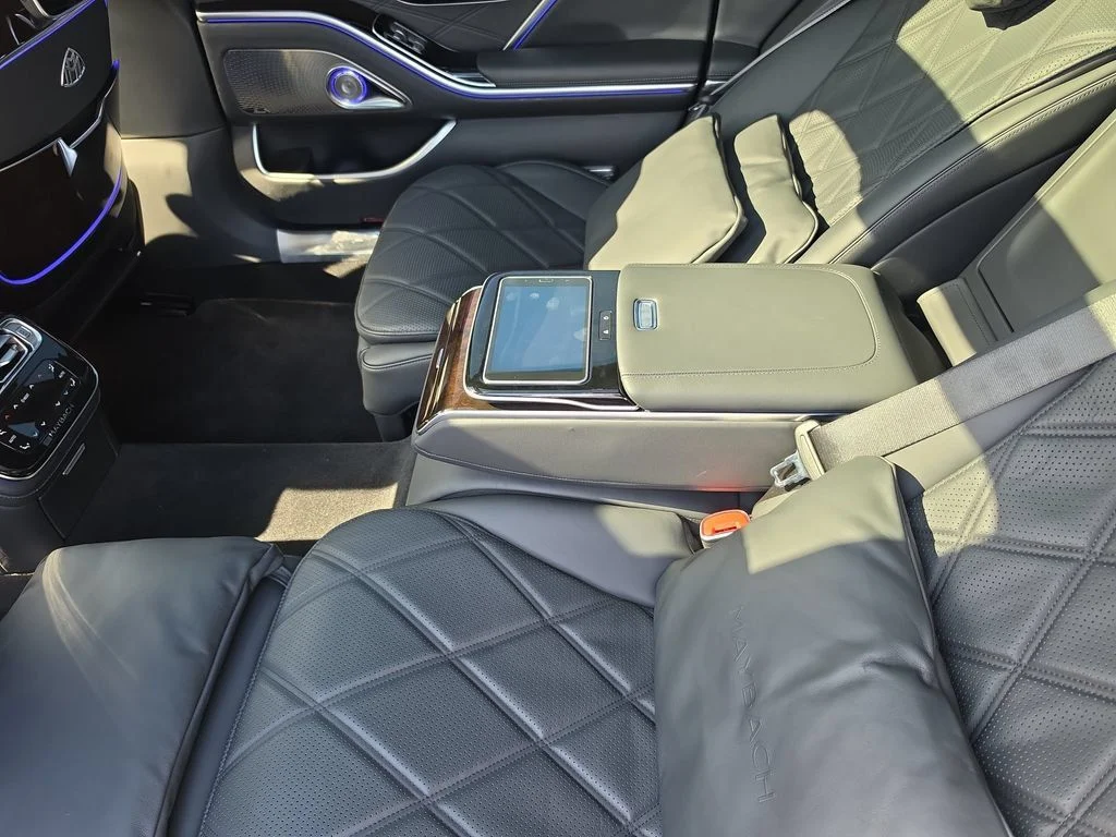 Used 2021 Black Mercedes-Benz Maybach S 580 image 36