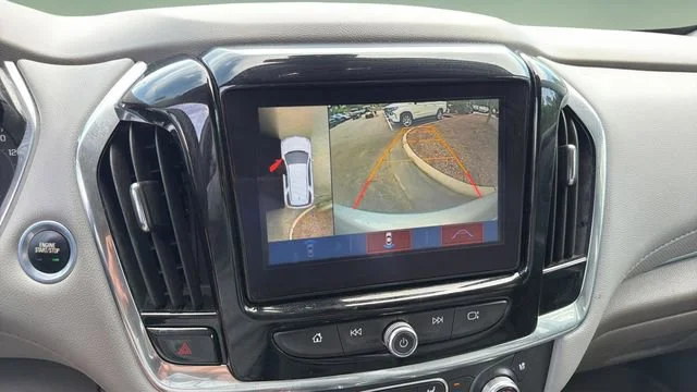 Used 2019 SILVER ICE METALLIC Chevrolet Premier image 27