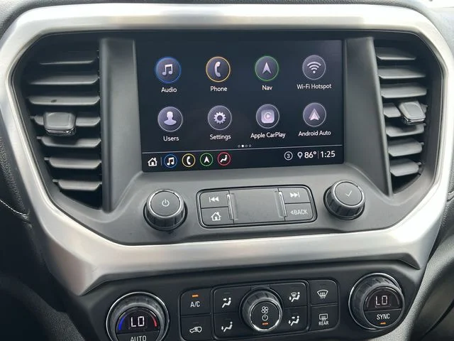 Used 2020 White GMC SLT image 21