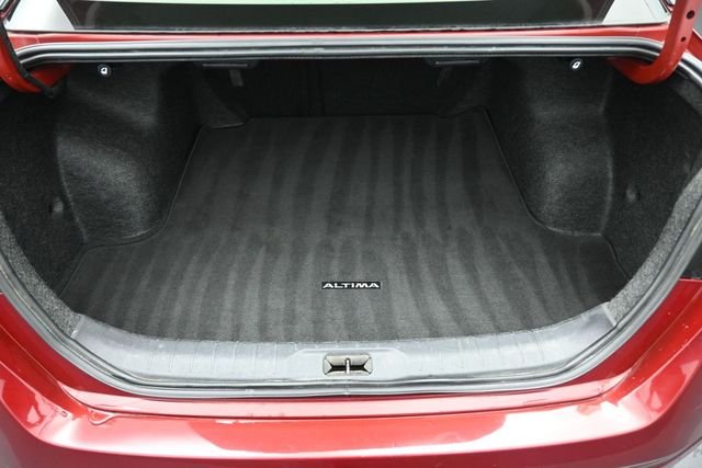 Used 2025 Red Nissan 2.5 SV image 10