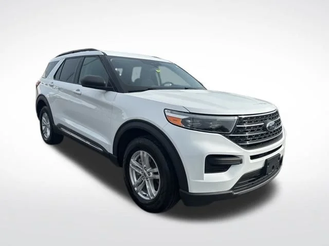 Used 2023 White Ford XLT image 7