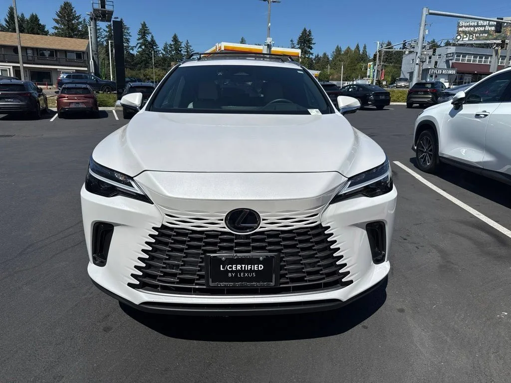 Certified Used 2025 White Lexus 350h Premium Plus image 9