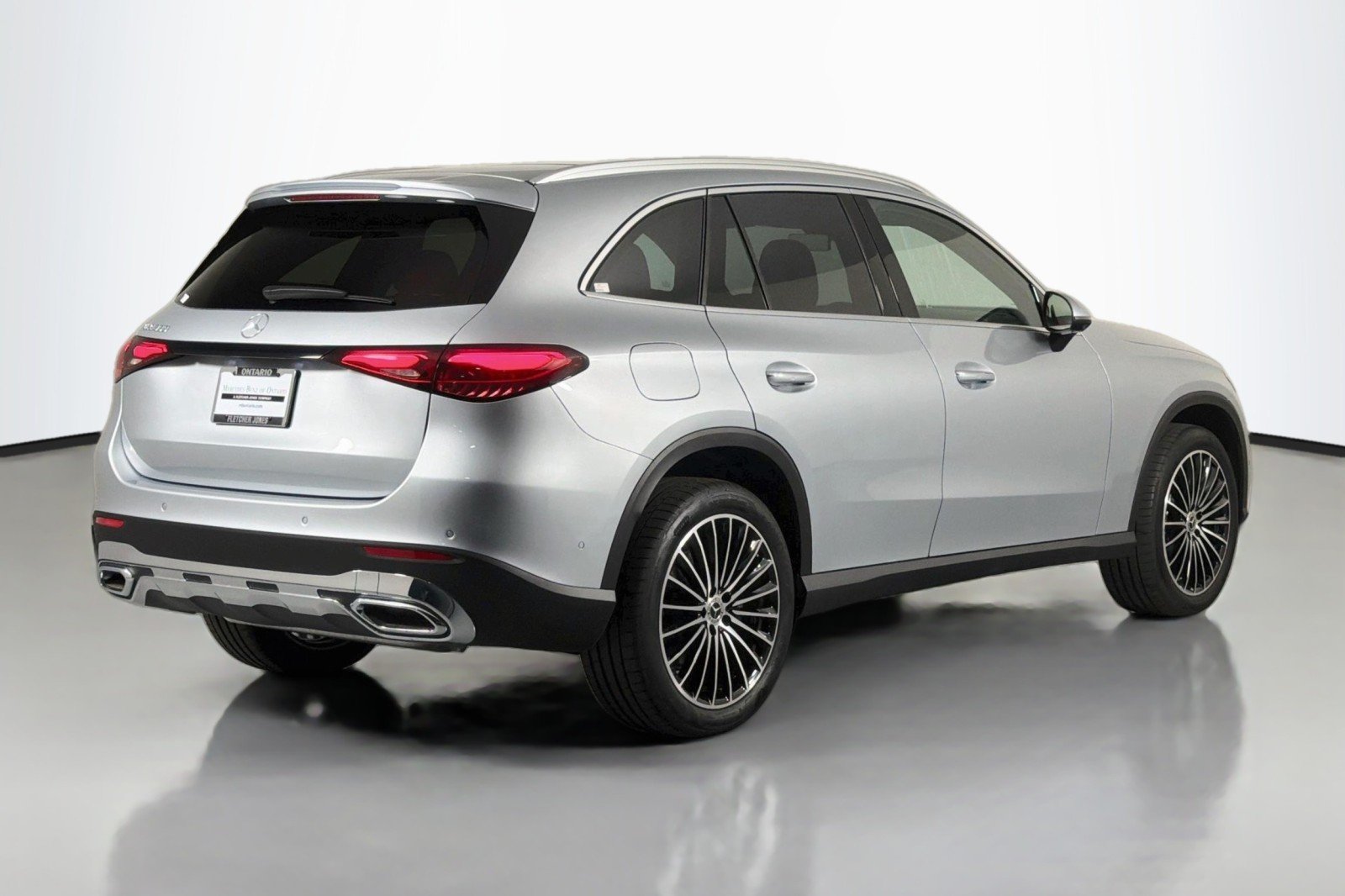New 2026 Cirrus Silver Metallic Mercedes-Benz GLC 300 SUV image 11