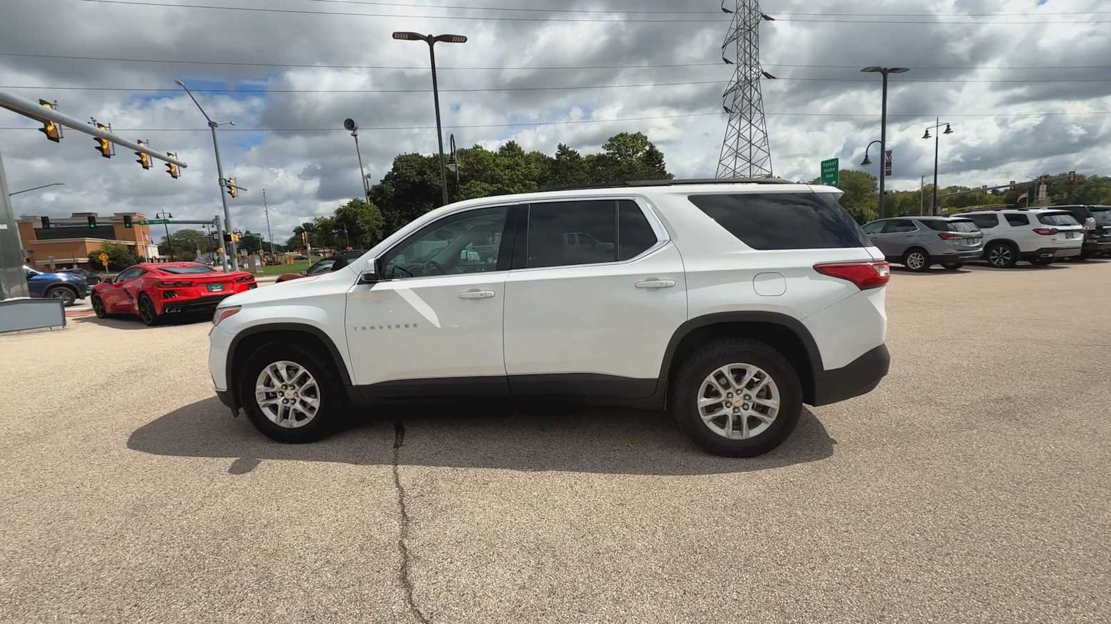 Certified Used 2019 SUMMIT WHITE Chevrolet LT Leather image 5