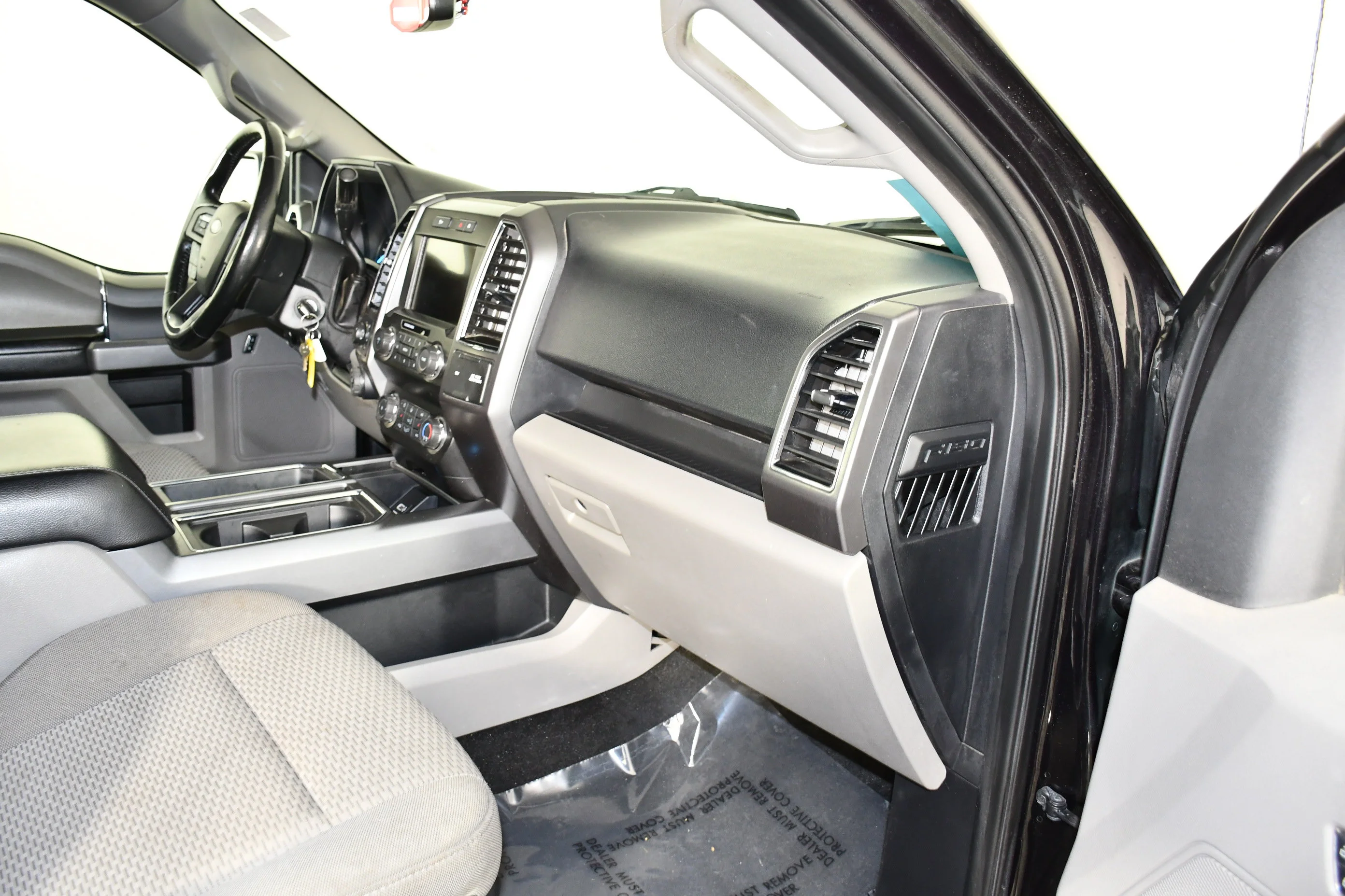 Used 2019 Black Metallic Ford XLT image 46