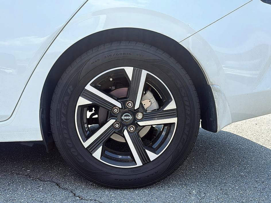 Used 2024 Fresh Powder Nissan SV image 15
