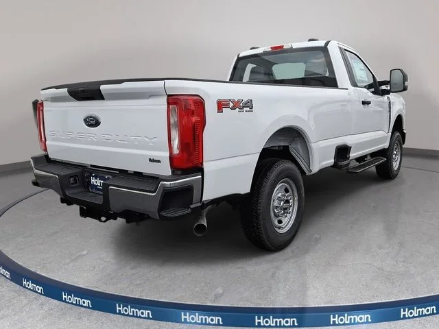 New 2026 Oxford White Ford XL image 4
