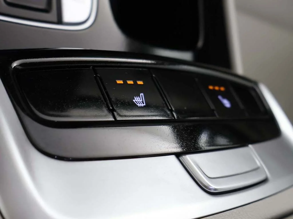 Used 2024 Gray Hyundai SEL image 49