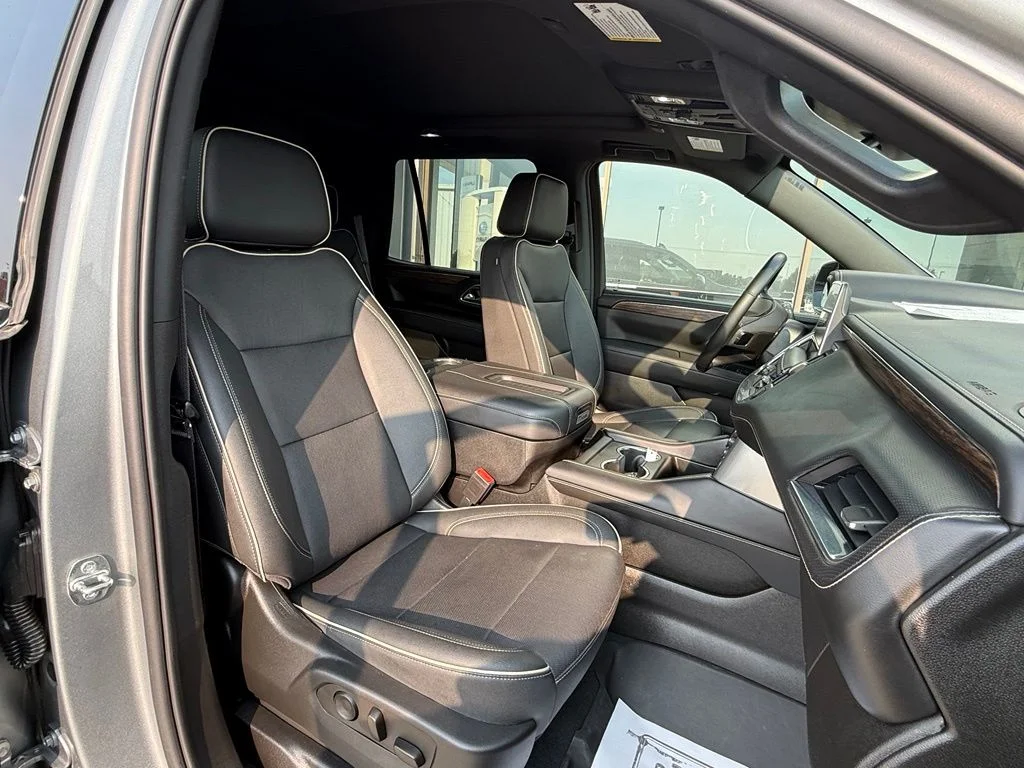 Used 2023 Gray Chevrolet Premier image 12