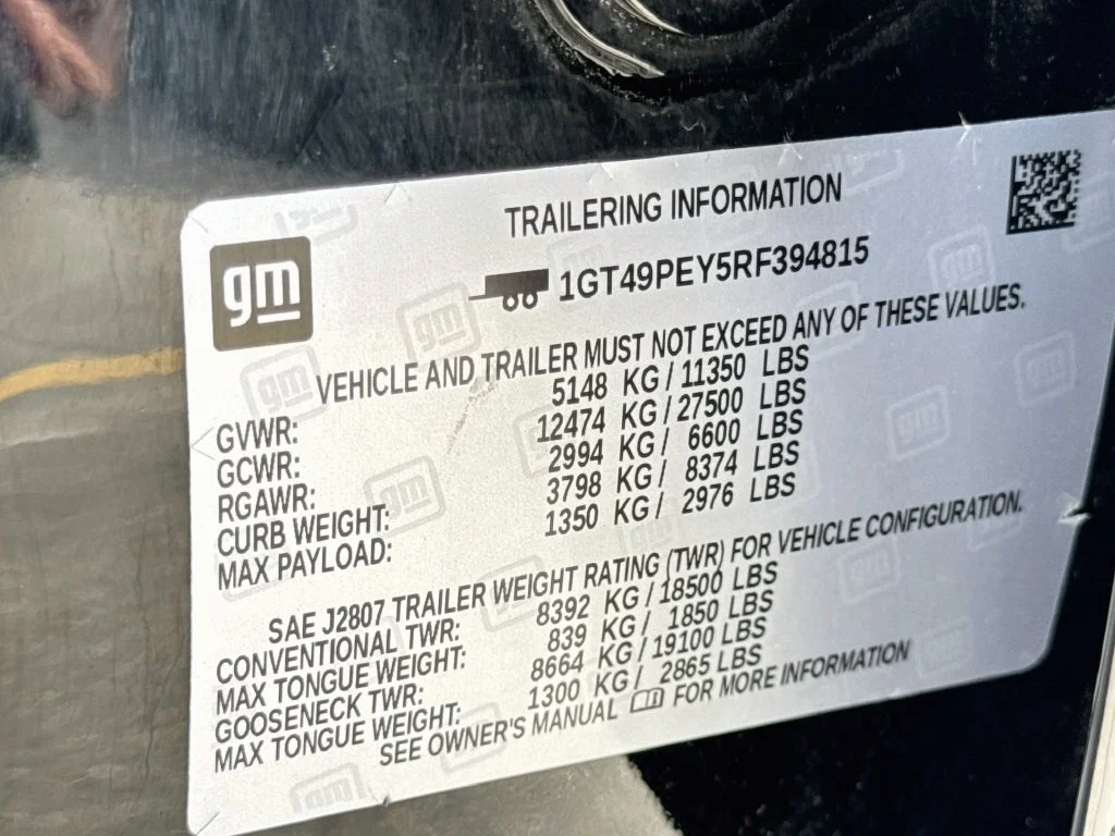 Used 2024 Black GMC AT4 image 41
