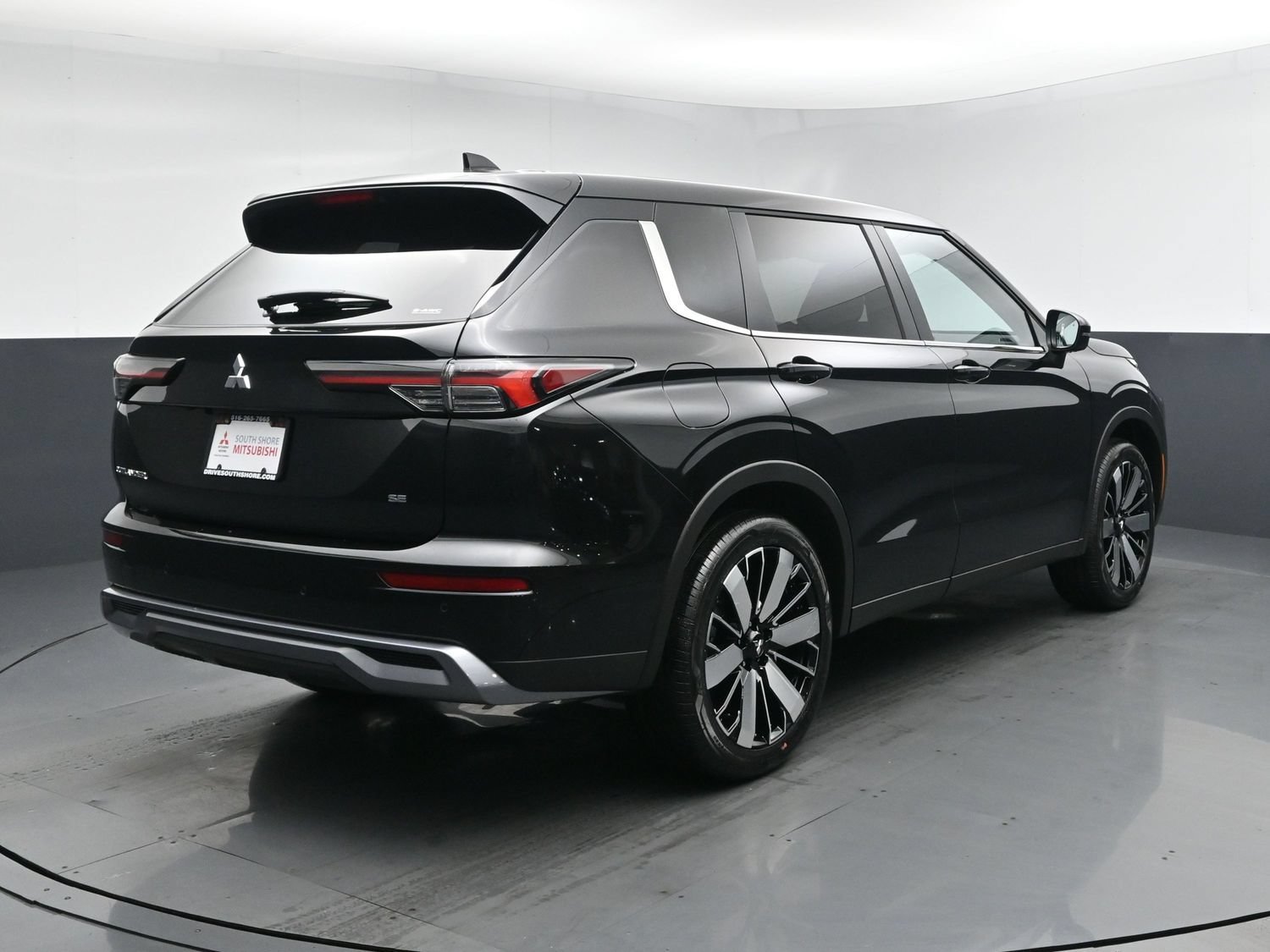 New 2026 Black Diamond Mitsubishi SE 1.5T S-AWC image 23
