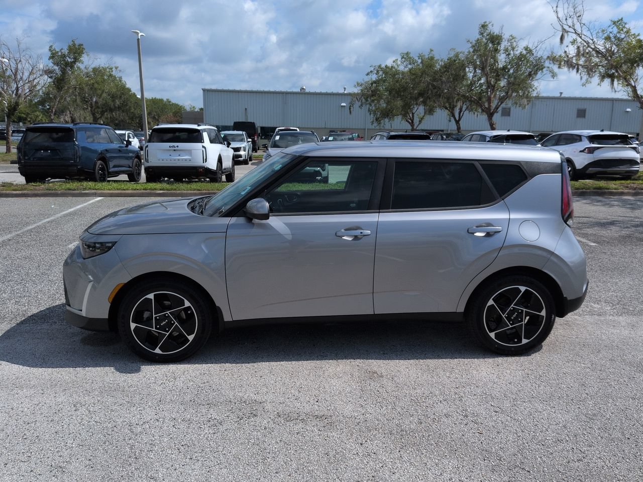 Used 2023 Steel Gray Kia EX image 8