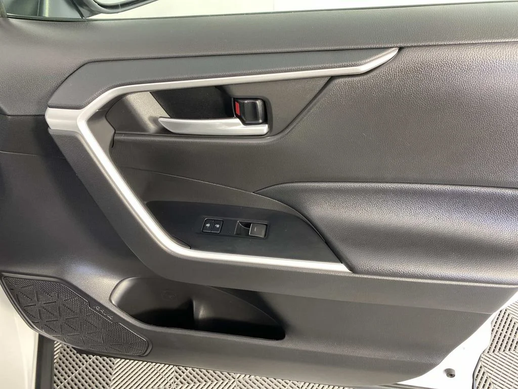 Used 2023 White Toyota XLE image 24