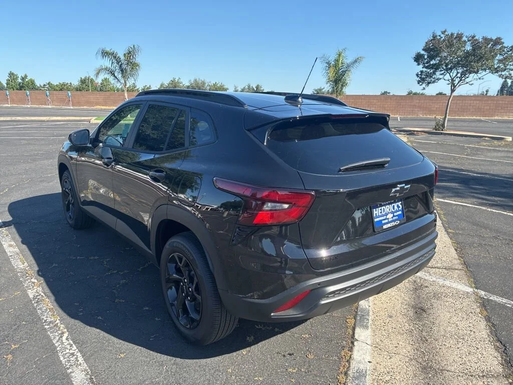 2026 Chevrolet Trax LT - Photo 5