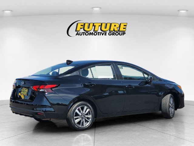 Used 2025 Black Nissan 1.6 SV image 4